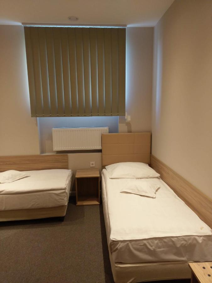 Hotel Astra Dąbrowa Górnicza Kültér fotó