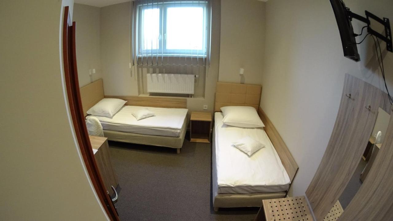 Hotel Astra Dąbrowa Górnicza Kültér fotó